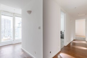 Interior - Modern 2BD Waterfront Flat with Views of the O2 (Greater London)