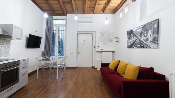 Apartment (1 Bedroom) | Front of property - Italianway - Porta Ticinese 67 (Milan)