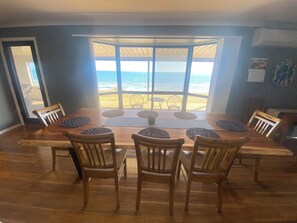Dining - Hendys 346 - Absolute beachfront! Excellent sea views! (Point Turton)
