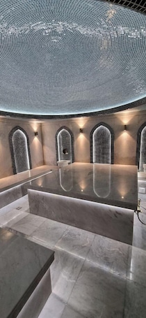 Couples treatment rooms, sauna, steam room, Turkish bath