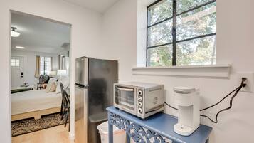 Apartment (0 Bedroom) | Interior