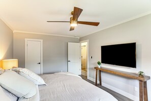 House (2 Bedrooms) | Interior - Modern Retreat w/ Fire Pit Near Harrison Bay! (Chattanooga)