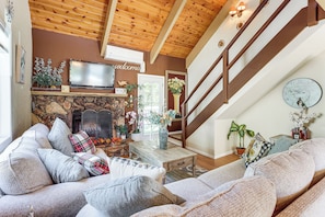 House (3 Bedrooms) | Front of property