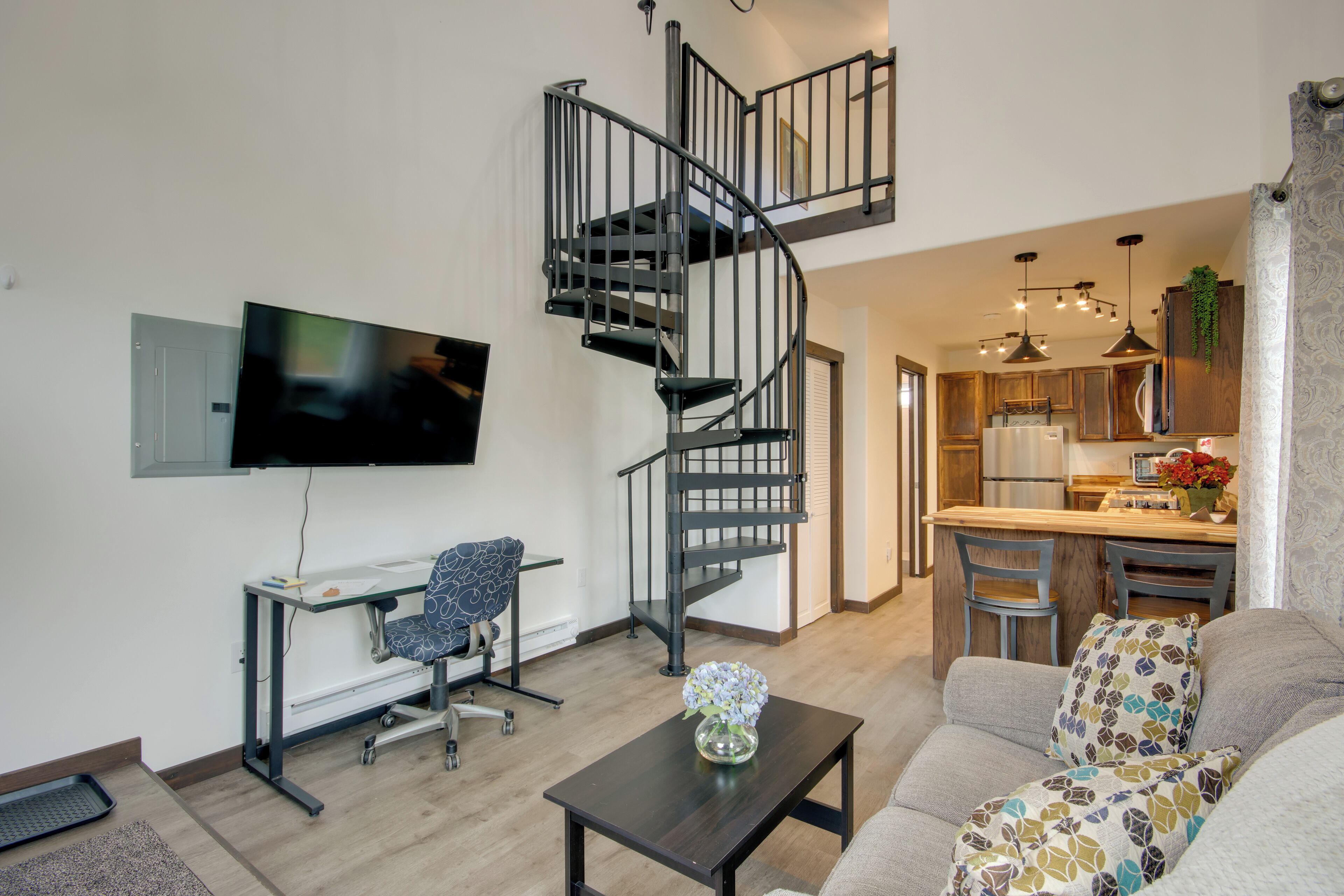 Apartment (1 Bedroom) | Living area