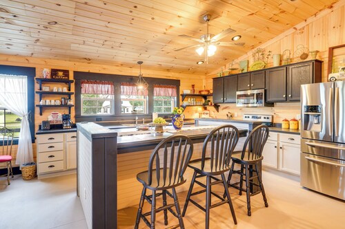 Loretto Cottage on Bourbon Trail w/ Fire Pit