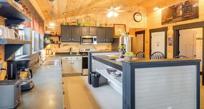 Loretto Cottage on Bourbon Trail w/ Fire Pit