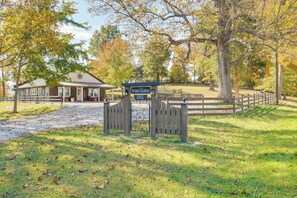 Cottage (2 Bedrooms) | Interior