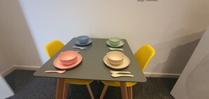 Huoneisto, 1 makuuhuone, kaupunkinäköala | Ruokailu