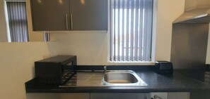 Apartment, 1 Bedroom, City View | Private kitchen - Big one Bedroom Apartment (Leicester)