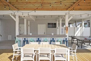 Outdoor dining - Lone Palm- 7 bed, 5+ bath, Private pool, and just a short walk to the beach! (Holden Beach)