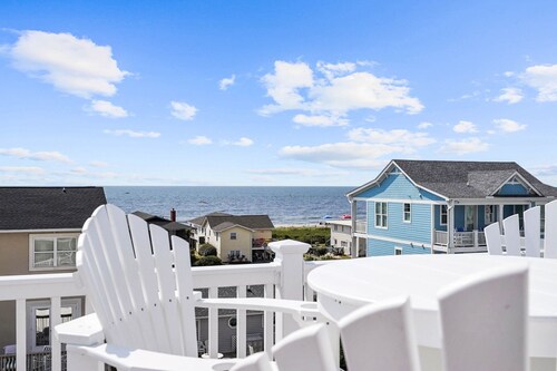 Lone Plam, 7 Bedroom with Private pool in Holden Beach
