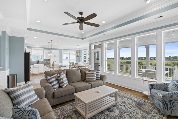 Living area - "See Ya On Second" is a pristine 5-bedroom home with a private pool and just a short walk away from the beach (Ocean Isle Beach)