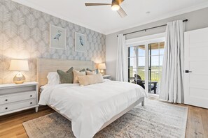 6 slaapkamers, reisbedje, internet, beddengoed