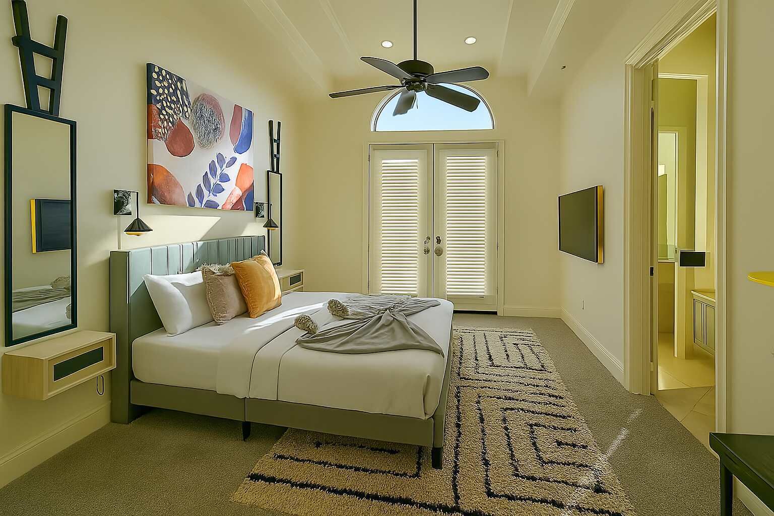 3 soverom, strykejern/-brett, wi-fi og sengetøy