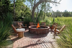 Terrace/patio - Luxurious Coastal Homes | Heated Pool (Bay St. Louis)