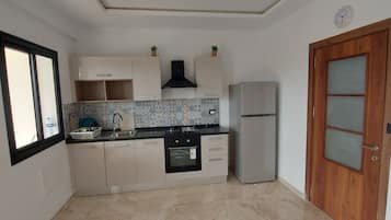 Apartment, 2 Bedrooms, Smoking, Balcony | Interior