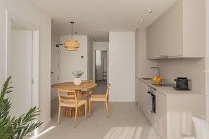 Apartment, 2 Bedrooms | Private kitchen | Fridge, microwave, stovetop, dishwasher - Líbere Valencia Ruzafa (Valencia)