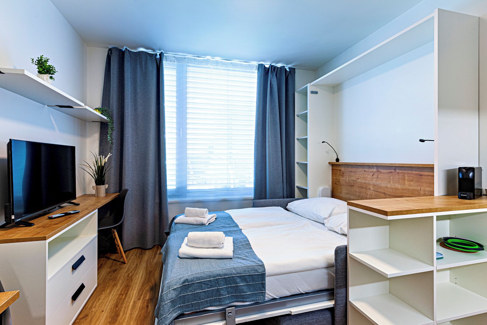 Monolocale Superior | Vista dalla camera