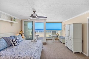 3 chambres, fer et planche à repasser, Wi-Fi gratuit, draps fournis