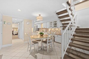 Dining - Luxury on the Sand – Large Oceanfront Condo La Playa #202D by RVA (Longboat Key)