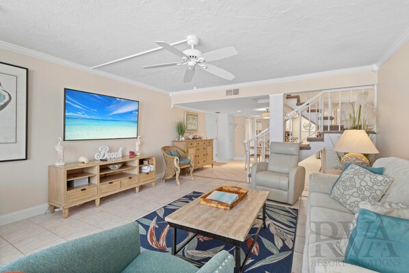 TV - Luxury on the Sand – Large Oceanfront Condo La Playa #202D by RVA (Longboat Key)