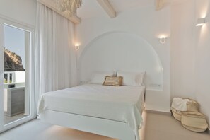 1 bedroom, premium bedding, memory-foam beds, in-room safe - Enilion Luxury Suites (Karpathos)