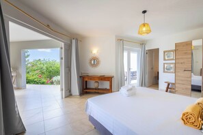 4 bedrooms, WiFi - Endless Summer Villa | Spacious Luxury Oasis (Willemstad)