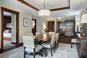 Dining - Luxury 4 Bedroom Condo on Peak 8 4 Condo (Breckenridge)
