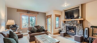 2263 Red Hawk Lodge 2 Bedroom Condo