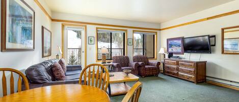 Estudio | Zona de estar | Una Smart TV