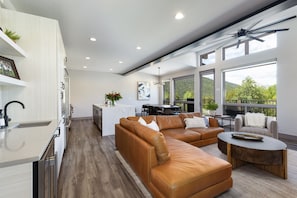 Townhome, 4 Bedrooms | Living area
