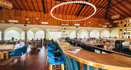 Luxurious 3 Bedroom Apartment