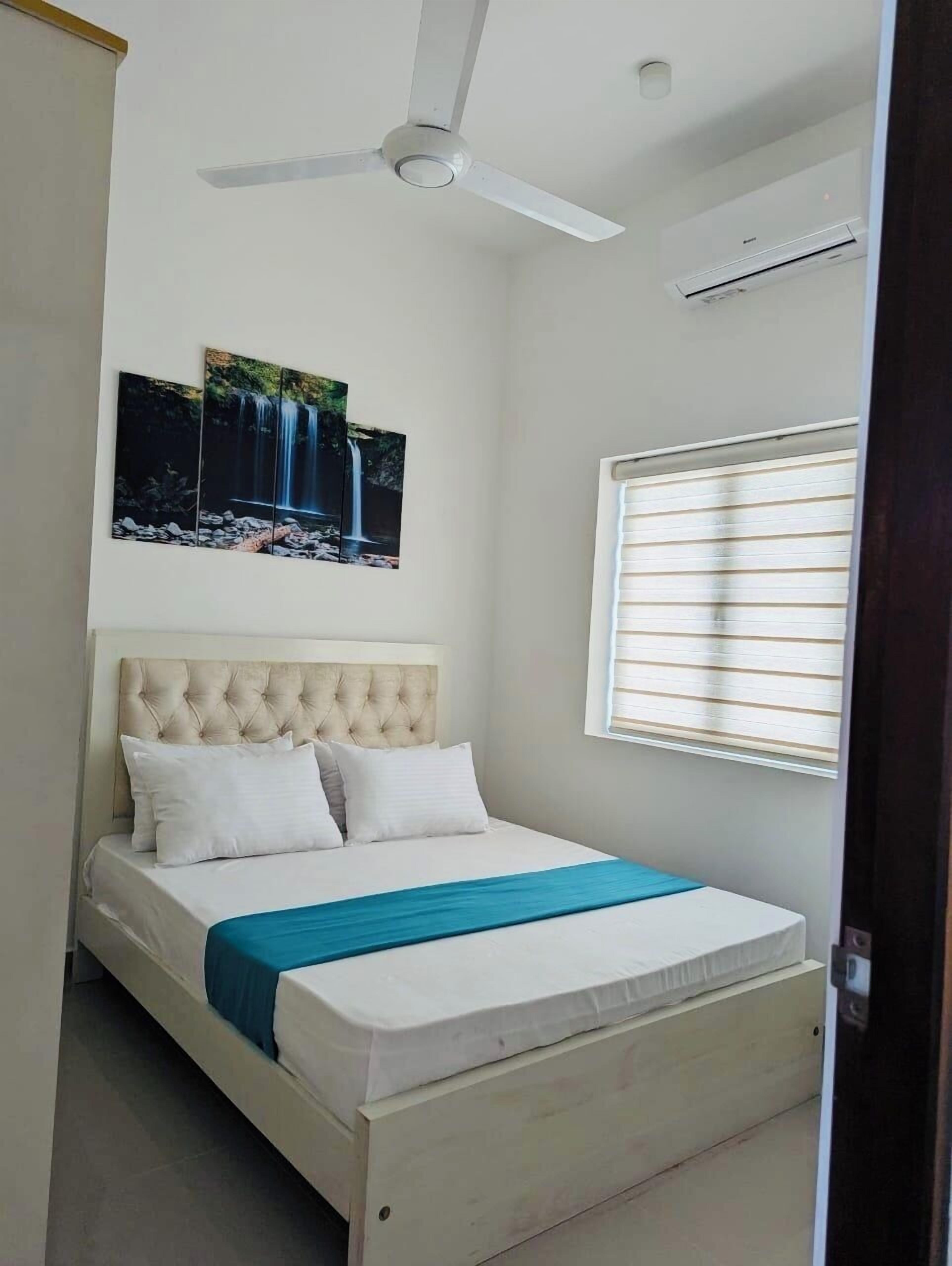 Deluxe Apartment, 3 Bedrooms, Golf View | Iron/ironing board, free WiFi