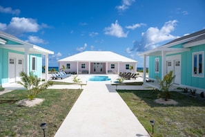 Casa, 4 habitaciones | Piscina | Una piscina climatizada