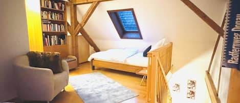 2 bedrooms, iron/ironing board, travel crib, free WiFi