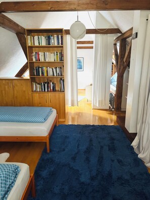 2 Schlafzimmer, Bügeleisen/Bügelbrett, Reisekinderbett, kostenloses WLAN