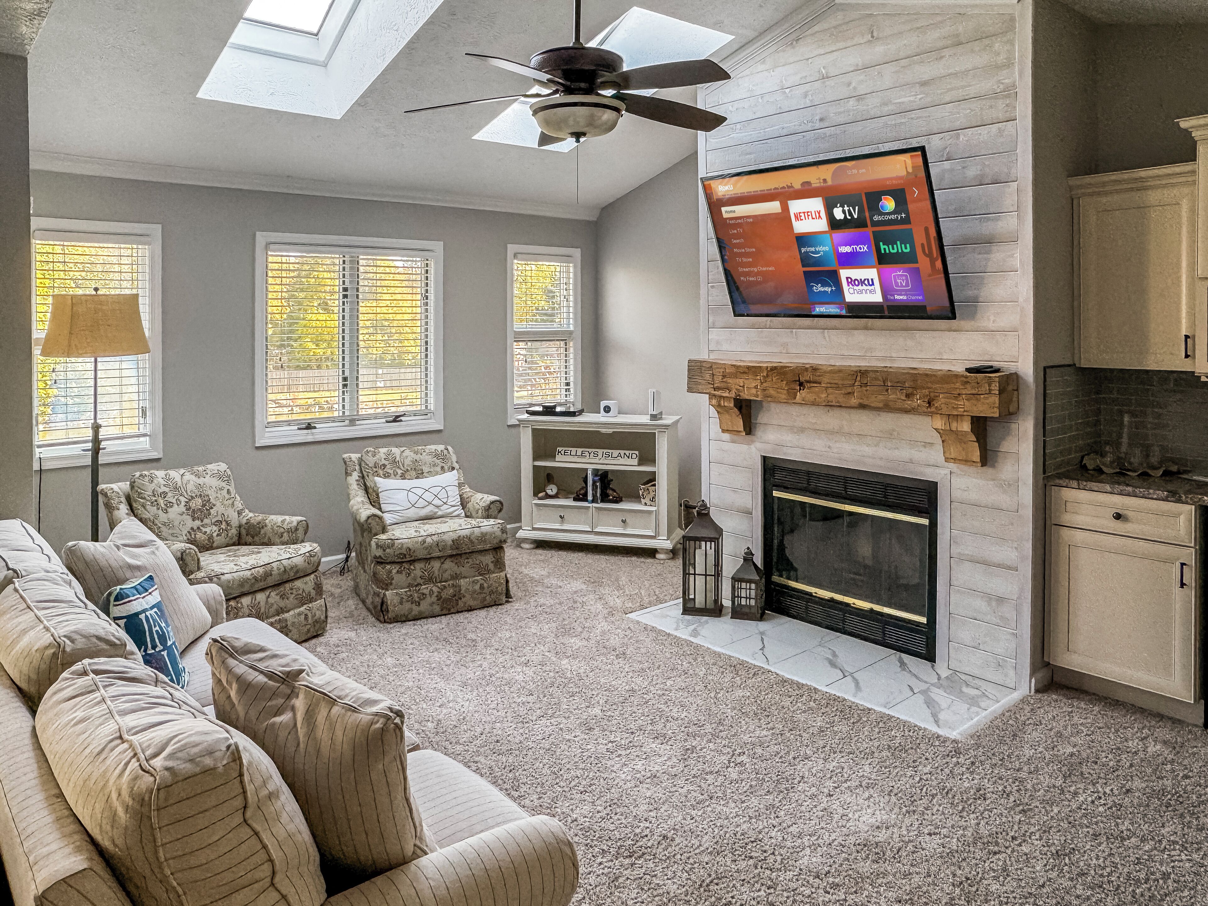 TV connectée, cheminée