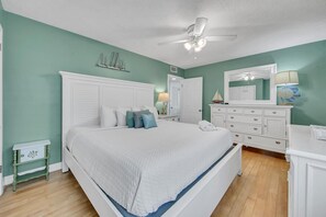 4 Schlafzimmer, Bügeleisen/Bügelbrett, kostenloses WLAN, Bettwäsche