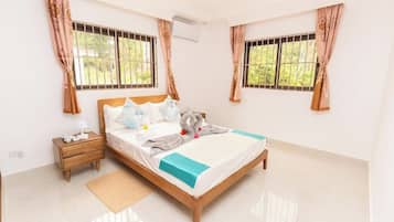 2 Schlafzimmer, Zimmersafe, Bügeleisen/Bügelbrett, kostenloses WLAN