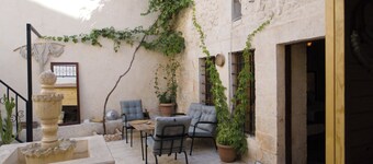 DIIB HOUSE HOTEL