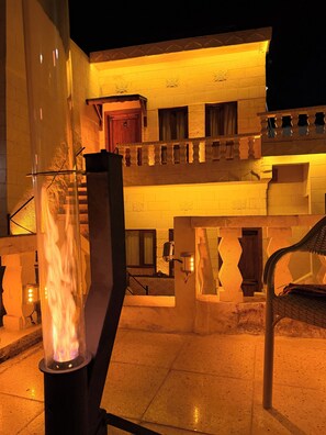 Terrace/patio - DIIB HOUSE HOTEL (Sanliurfa)