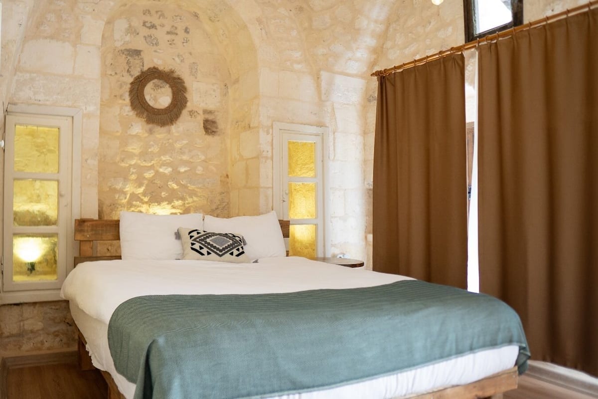 Individually decorated, blackout drapes, soundproofing