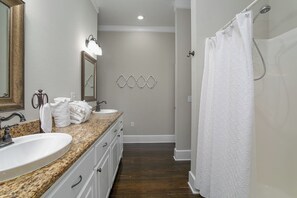 Shower, towels