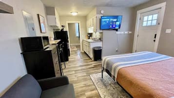 1 bedroom, iron/ironing board, travel crib, WiFi