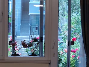 Down duvets, free minibar, free WiFi, bed sheets - ATRIUM FENGZHU HOMESTAY (Miyun)