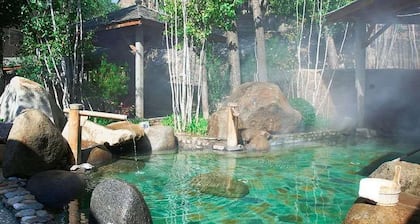 ATRIUM FENGZHU HOMESTAY