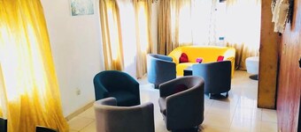 Double ensuite rooms, Excellence water system, Solar, generator, FREE WIFI, B&B