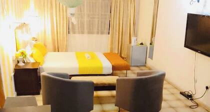 Double ensuite rooms, Excellence water system, Solar, generator, FREE WIFI, B&B