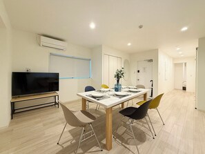 Superior Apartment | In-room dining