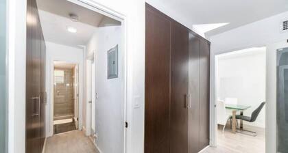 Modern Apartments near Lincoln Rd